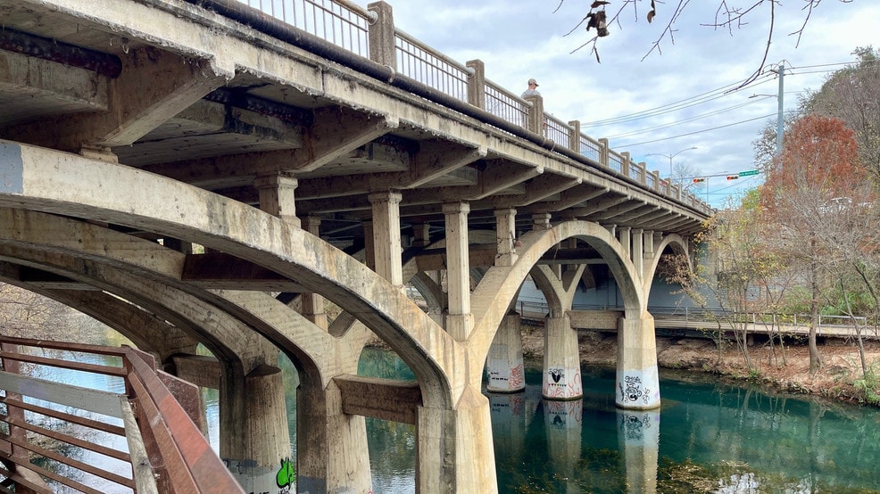 Austin to replace 1926-era Barton Springs Bridge