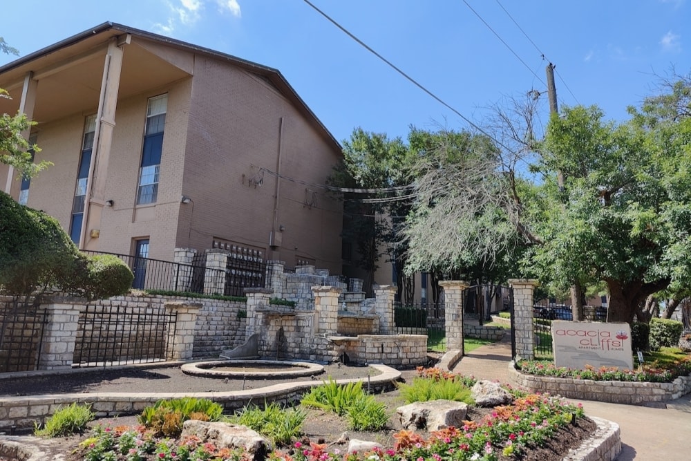 West Austin apartment redevelopment highlights tensions over ...